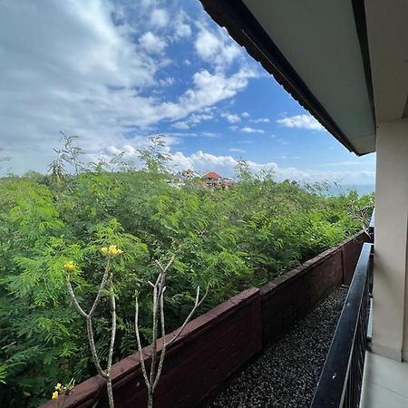 Ocean Breeze Uluwatu Apartments 外观 照片